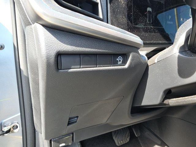 Used 2025 Nissan Kicks S image 14