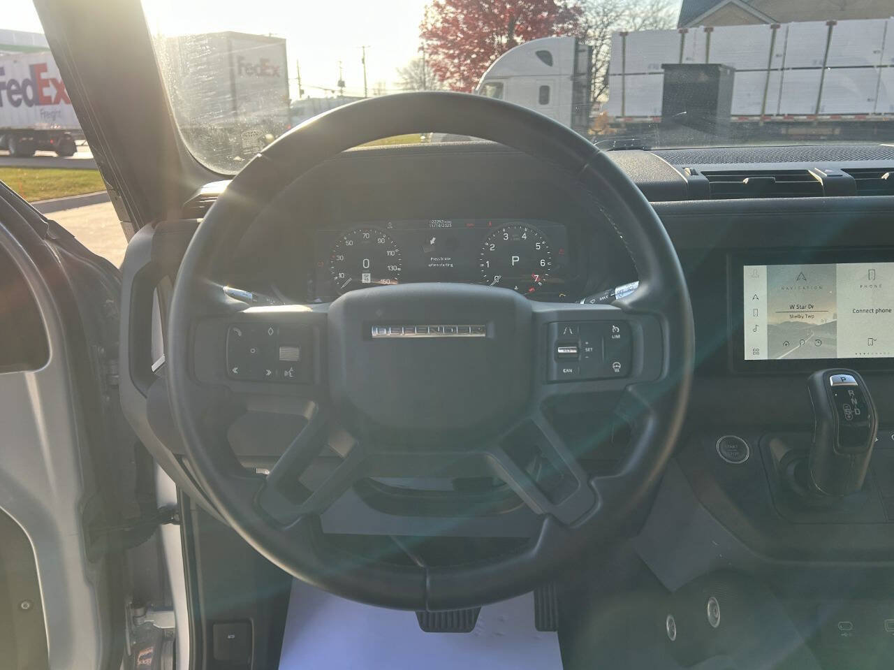 Used 2022 Land Rover Defender 90 X-Dynamic S image 16