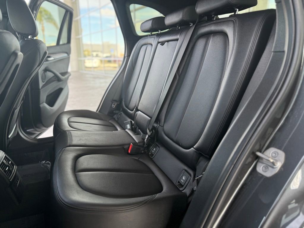 Used 2021 BMW X1 sDrive28i image 11