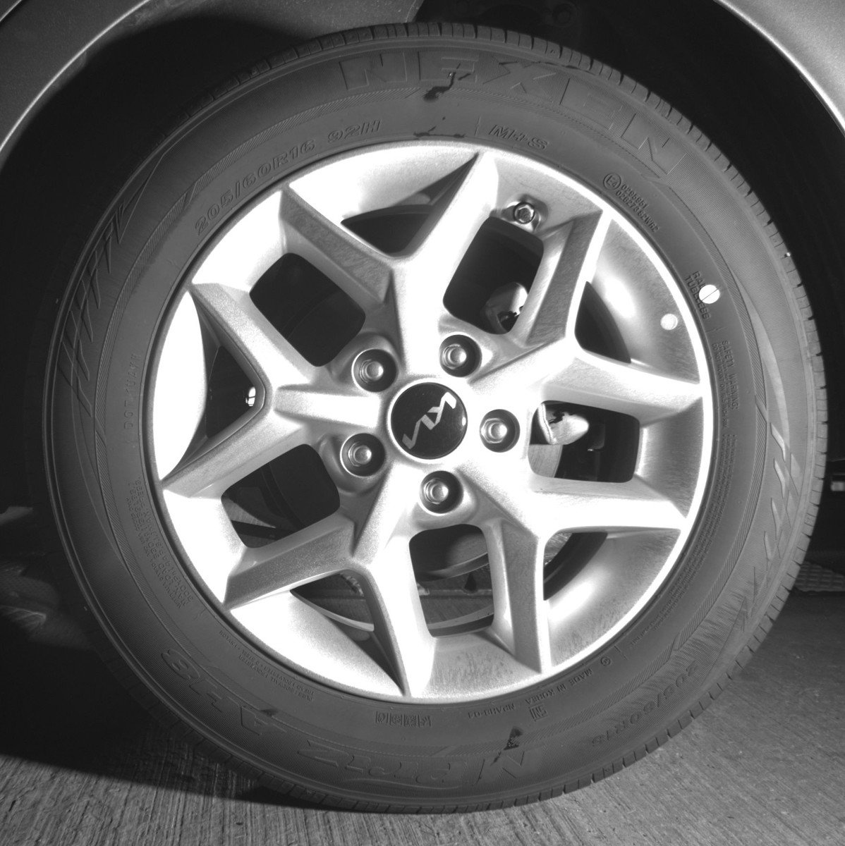 Used 2025 Kia Soul LX w/ LX Technology Package FWD image 14