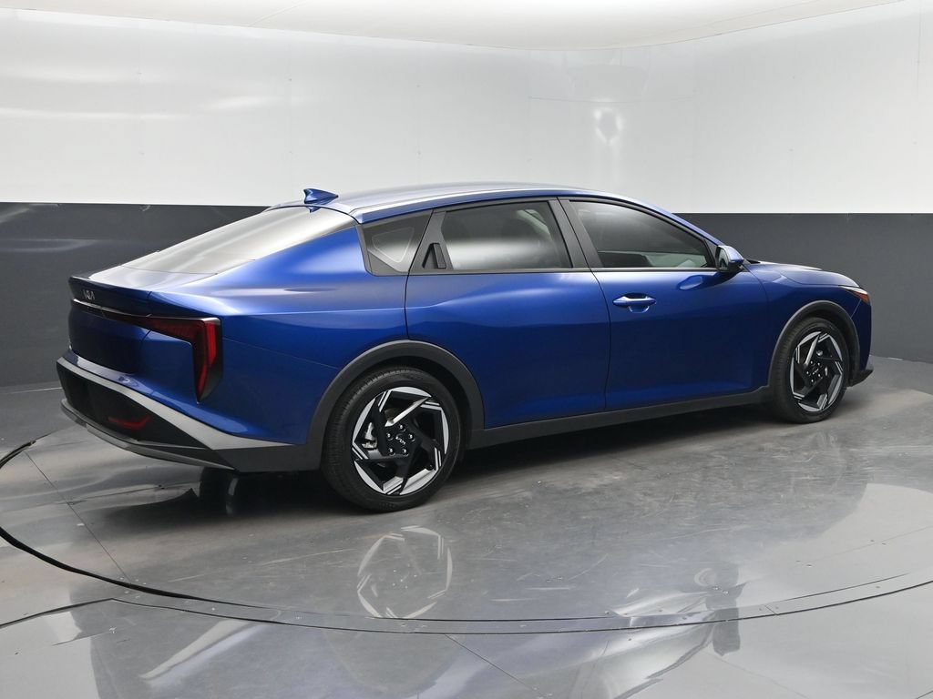 Certified 2025 Kia K4 EX FWD image 3