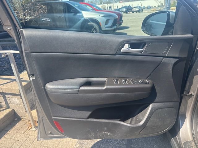 Used 2017 Kia Sportage EX image 8