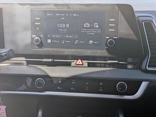 Used 2024 Kia Sportage LX image 14