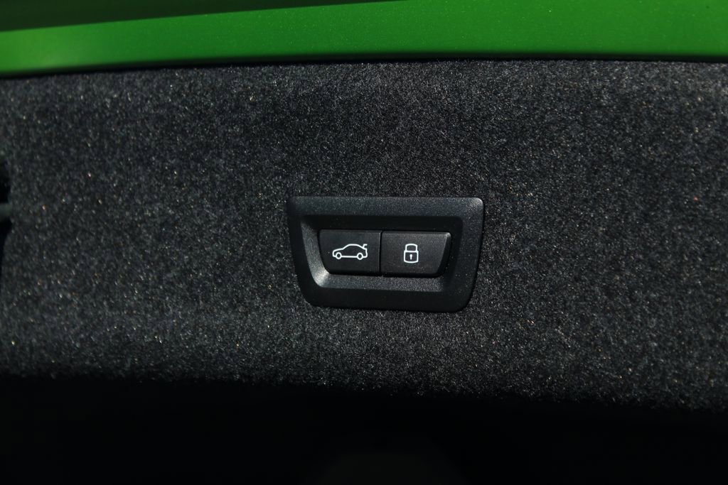 Used 2024 BMW M3 Competition AWD/4WD image 9