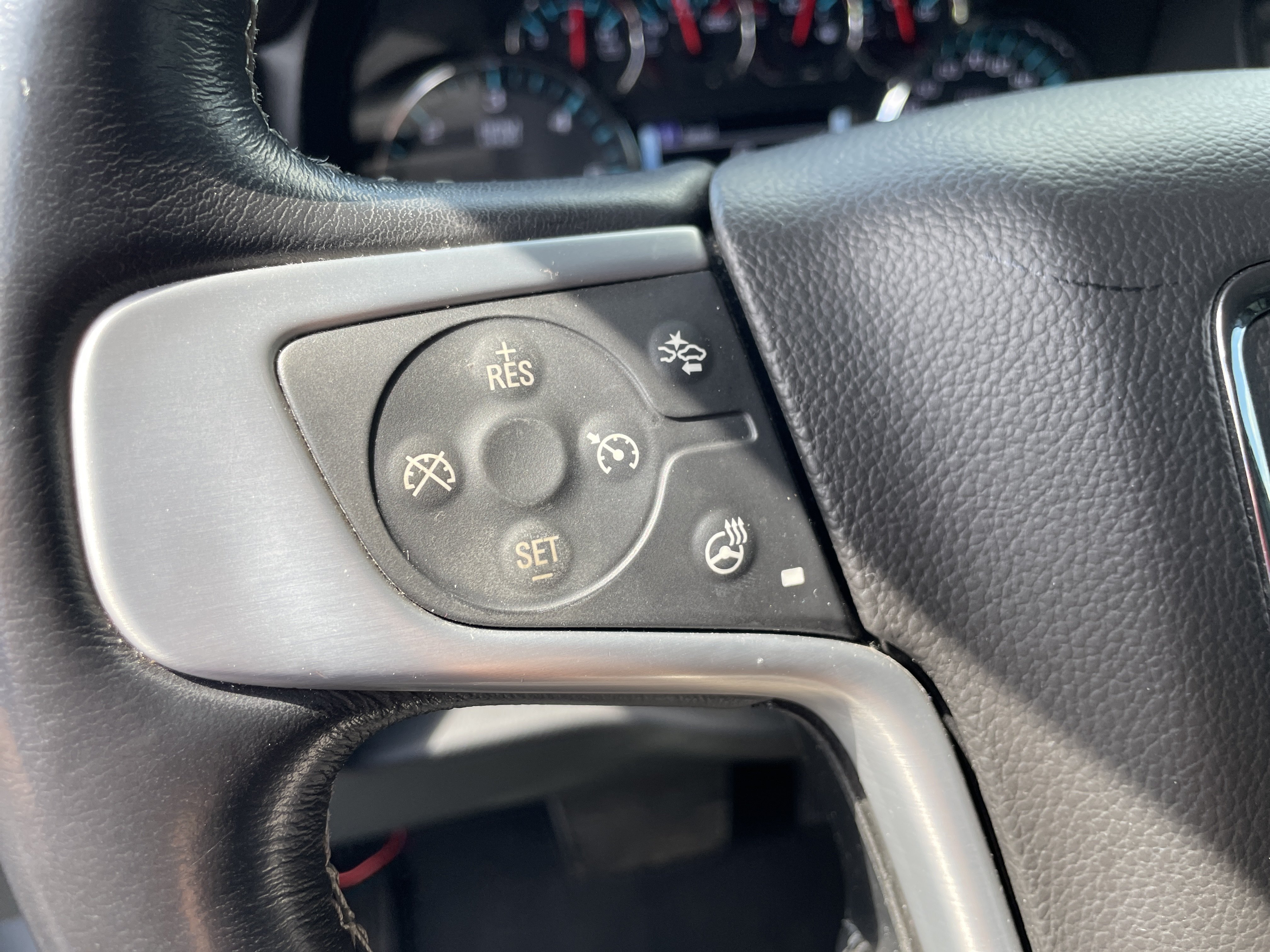 Used 2020 GMC Yukon XL SLT RWD image 35