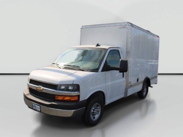 New 2024 Chevrolet Express 3500 w/ Power Convenience Package RWD image 3