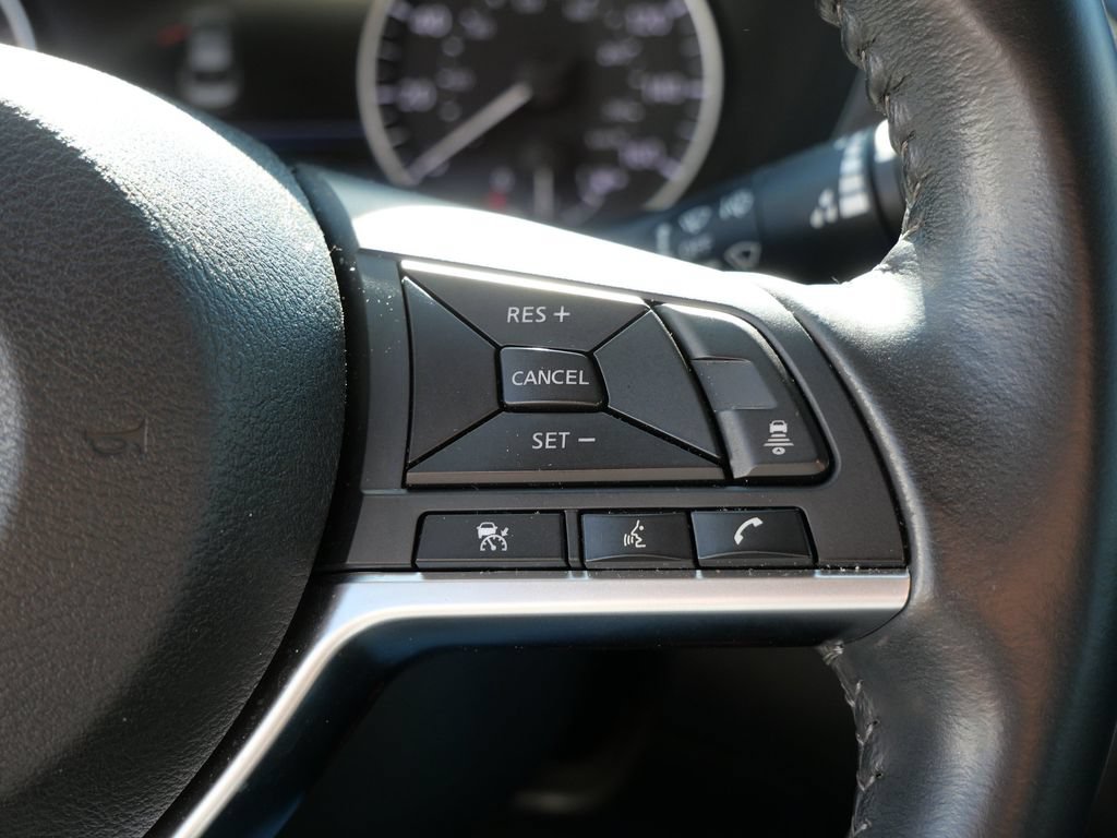 Used 2022 Nissan Sentra SV FWD image 24