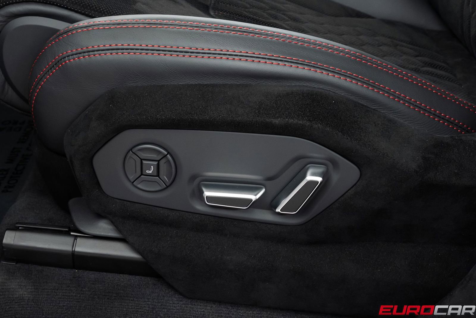 Used 2024 Lamborghini Urus Performante AWD/4WD image 50