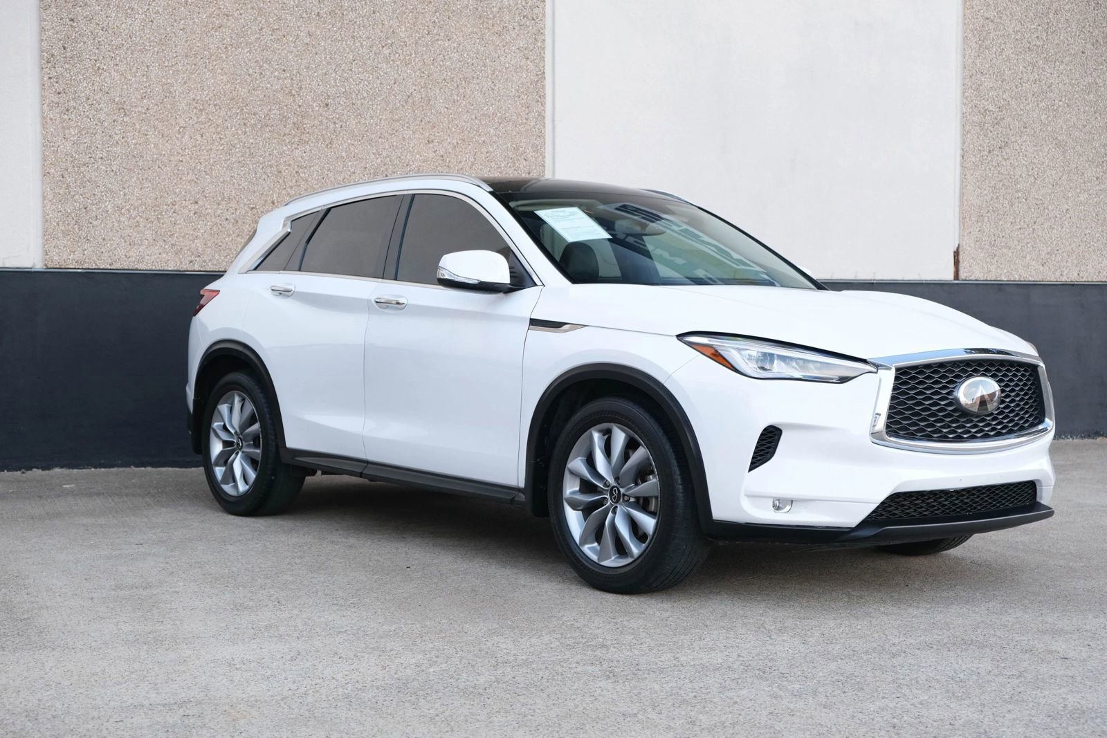 Used 2021 INFINITI QX50 Luxe image 4