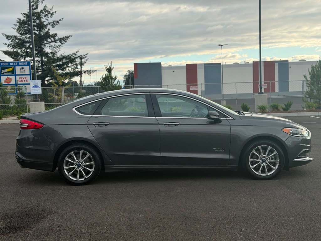 Used 2018 Ford Fusion Energi SE FWD image 4