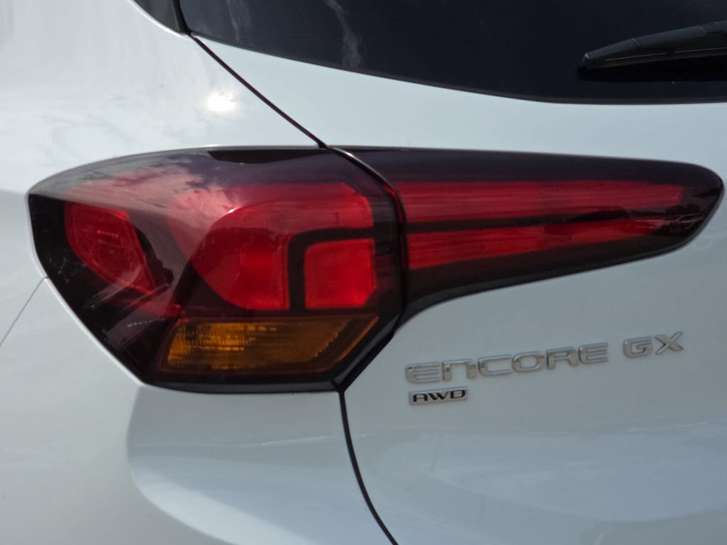 Certified 2024 Buick Encore GX Preferred AWD/4WD image 34