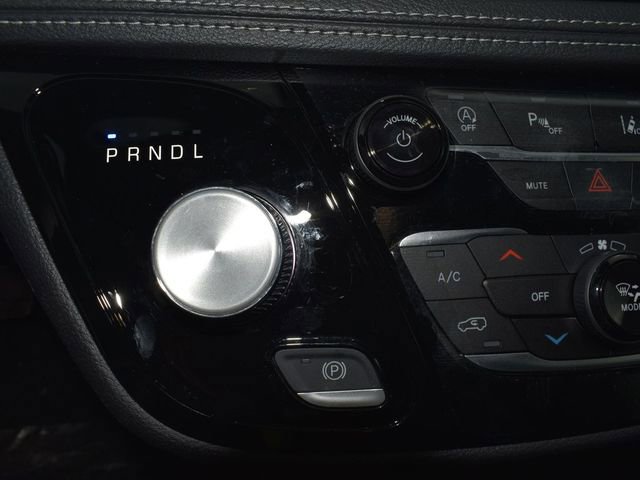 New 2026 Chrysler Pacifica Select w/ S Appearance Package FWD image 30