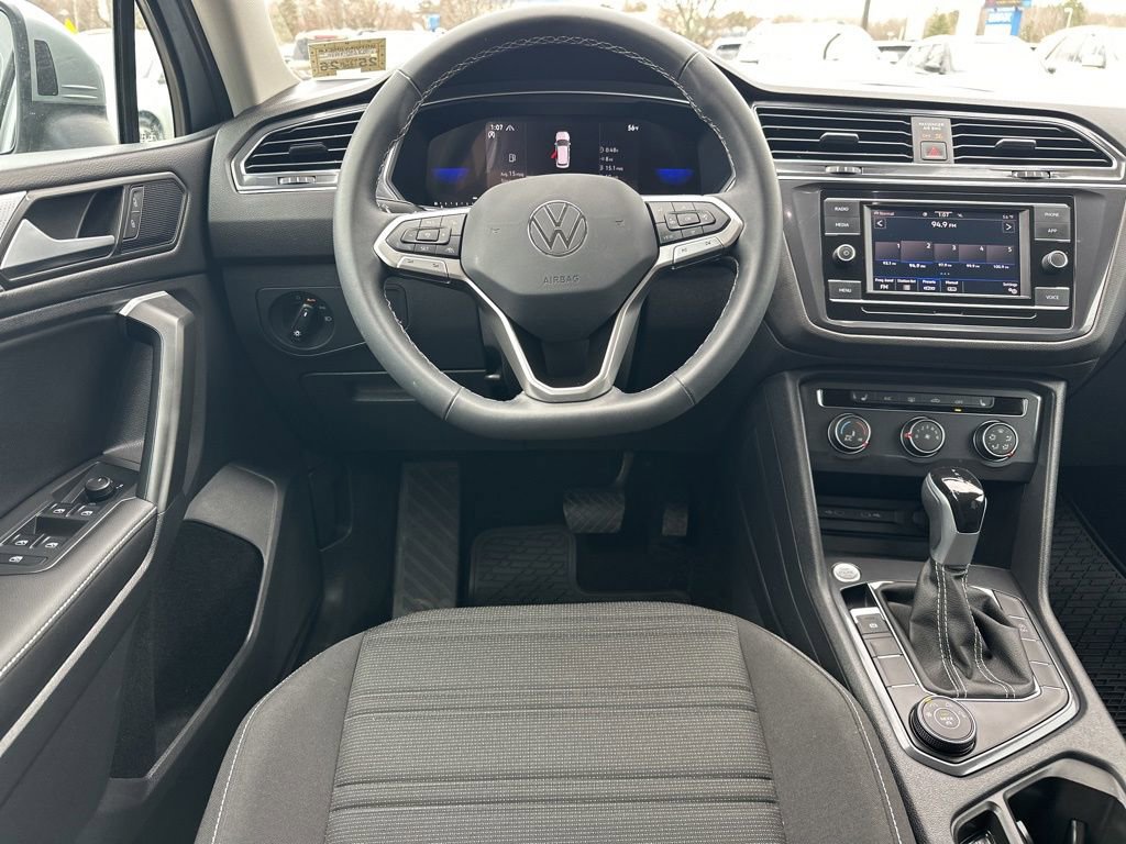 Used 2024 Volkswagen Tiguan S image 17
