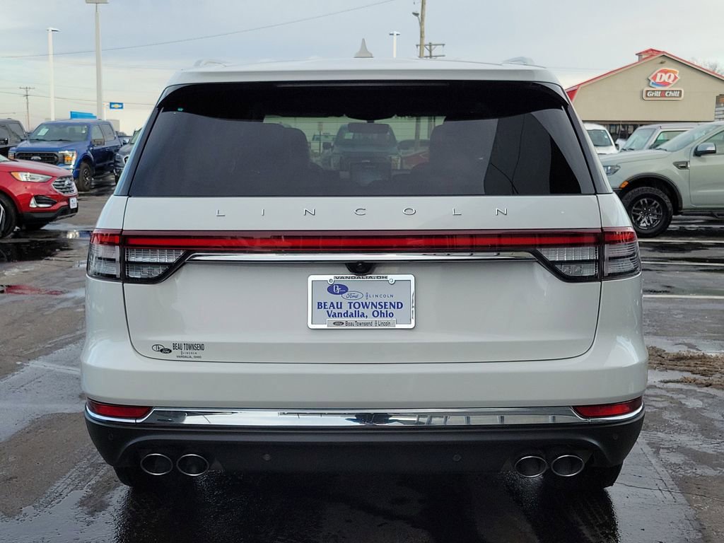 Certified 2024 Lincoln Aviator Reserve image 4