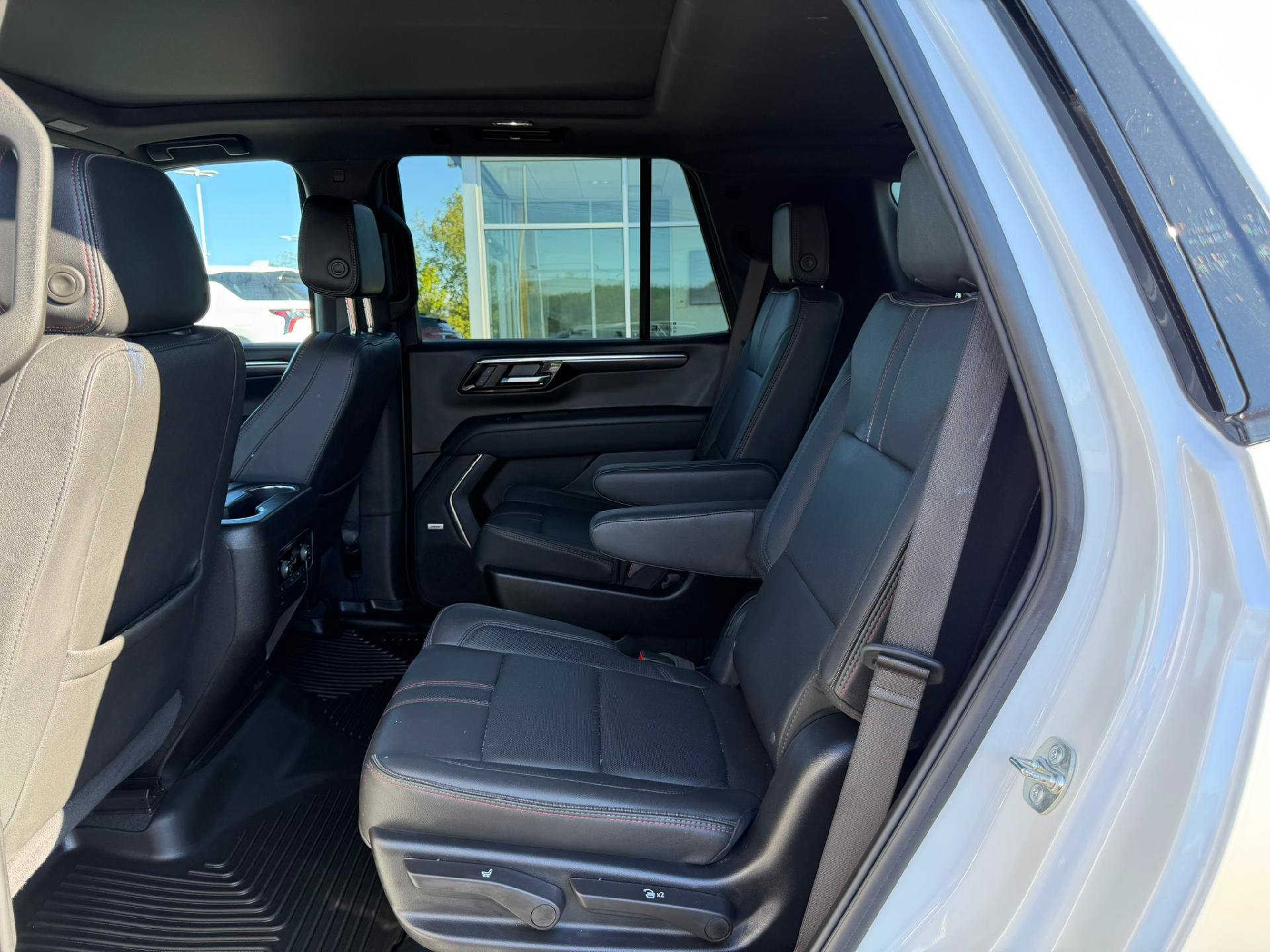 Certified 2025 Chevrolet Tahoe RST w/ Comfort Package AWD/4WD image 19