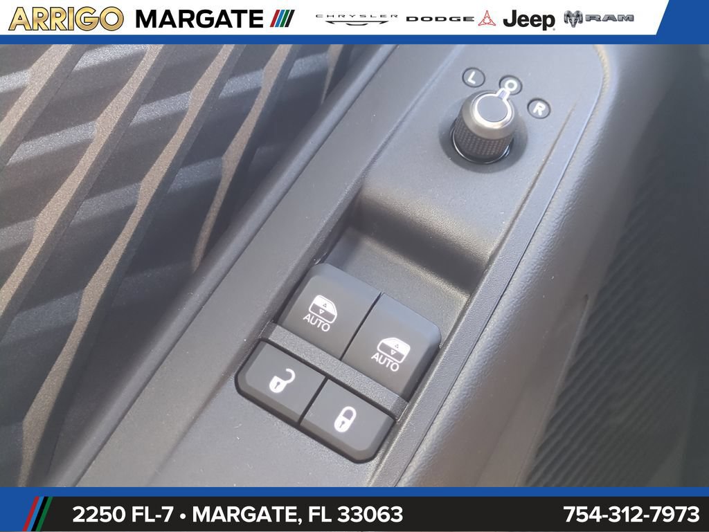 New 2026 Dodge Charger Scat Pack w/ Blacktop Package AWD/4WD image 24