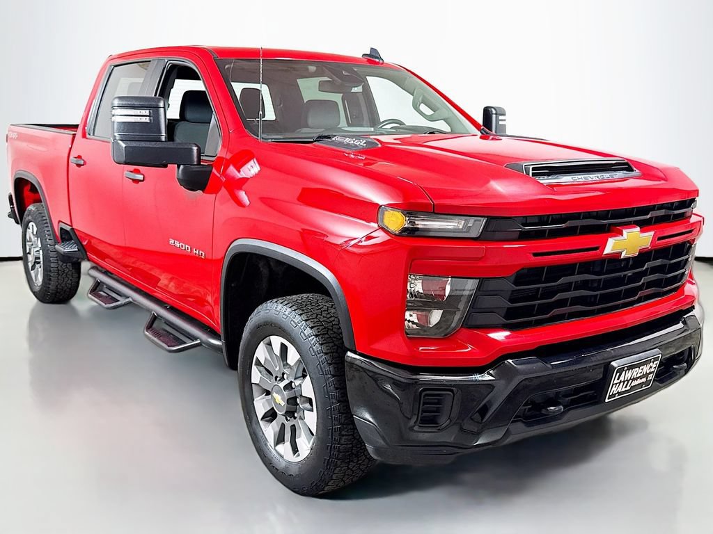 Used 2024 Chevrolet Silverado 2500 Custom w/ Custom Value Package AWD/4WD image 3
