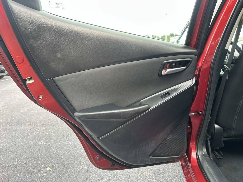Used 2018 Toyota Yaris iA FWD image 12
