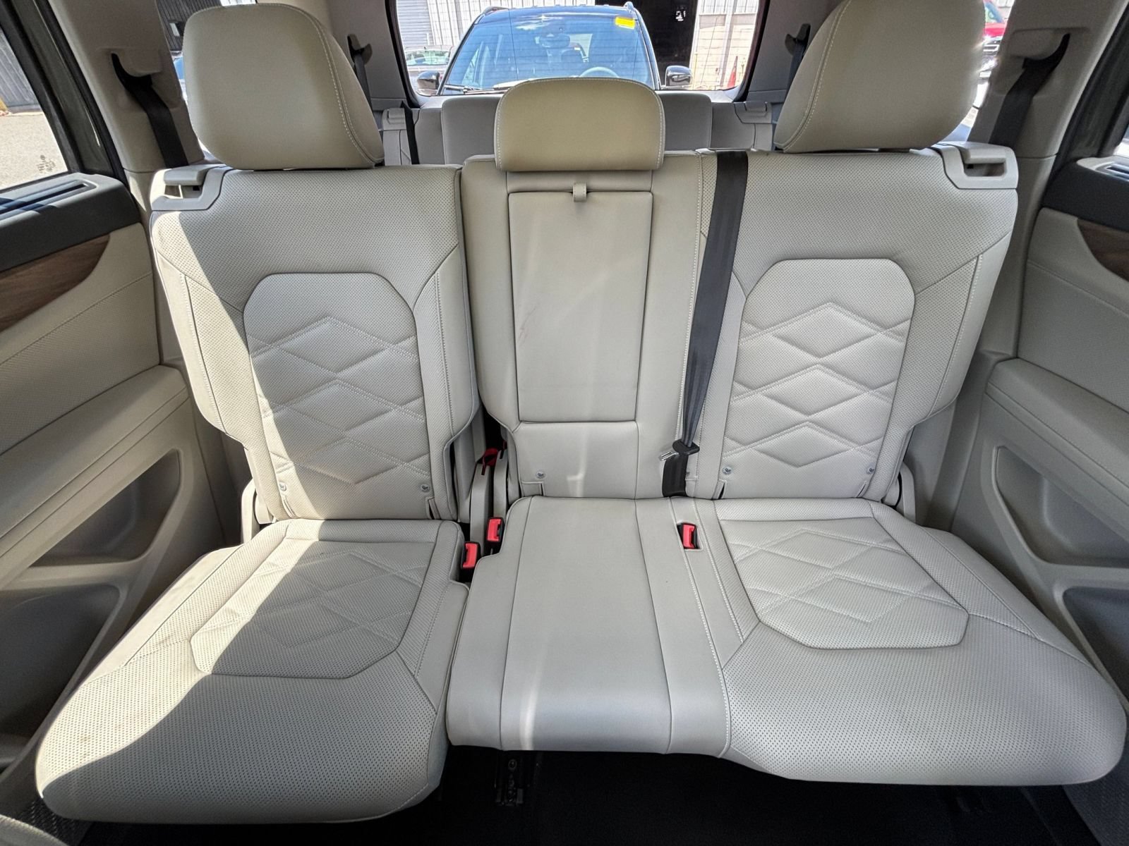 Used 2026 Volkswagen Atlas SE FWD image 40