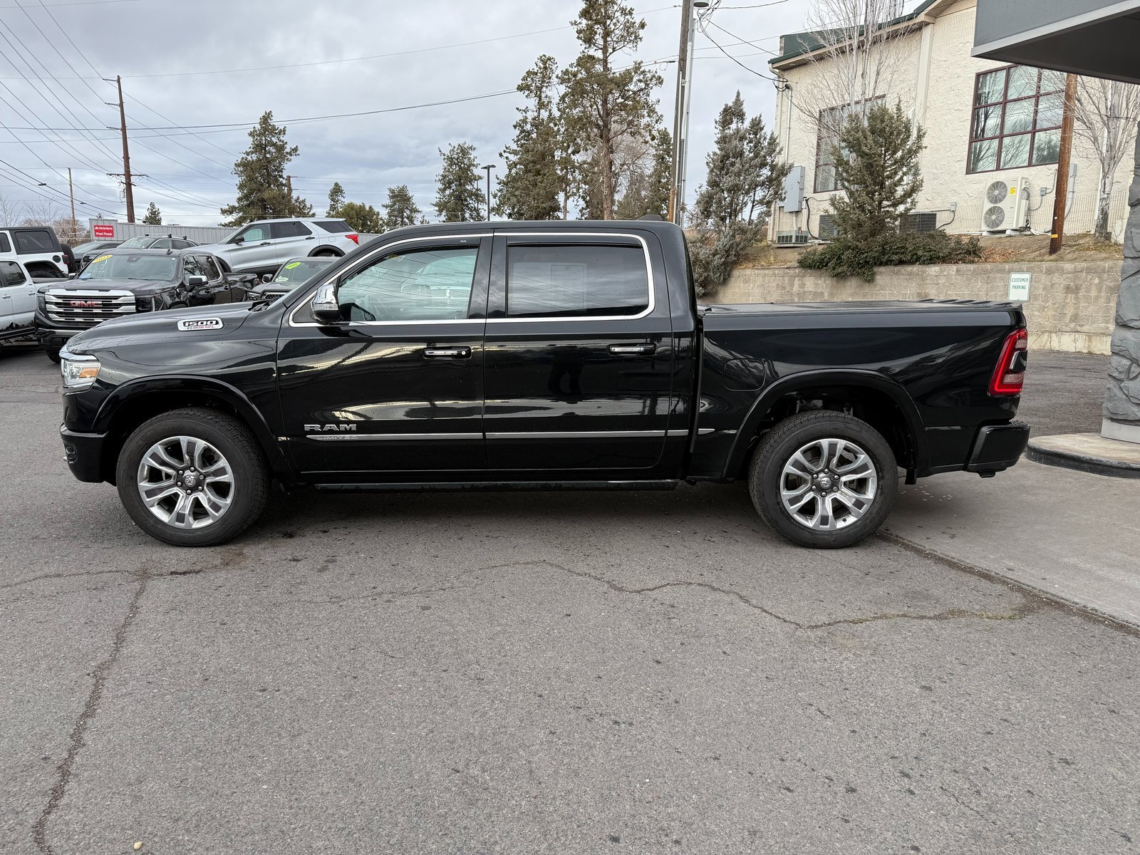 Used 2020 RAM 1500 Limited w/ Advanced Safety Group image 2
