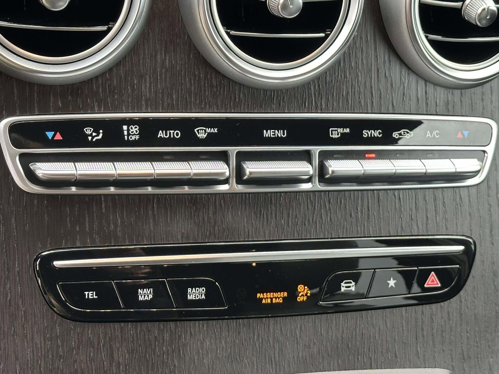 Used 2022 Mercedes-Benz GLC 300 4MATIC image 12