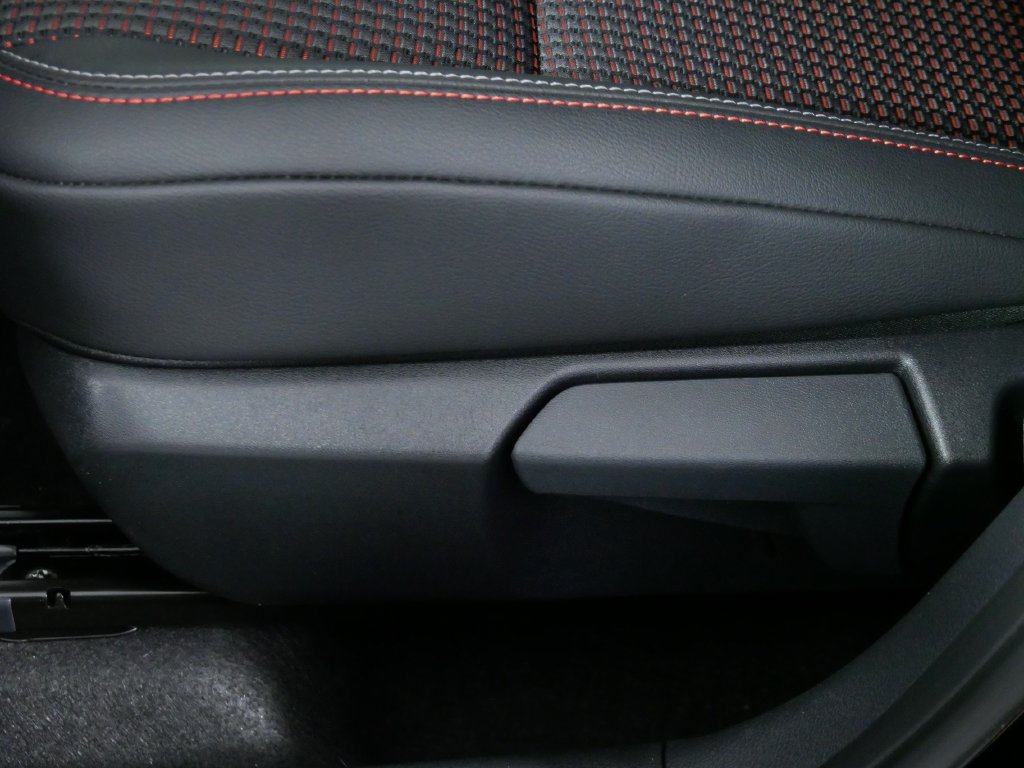 New 2027 Nissan Kicks SR AWD/4WD image 20