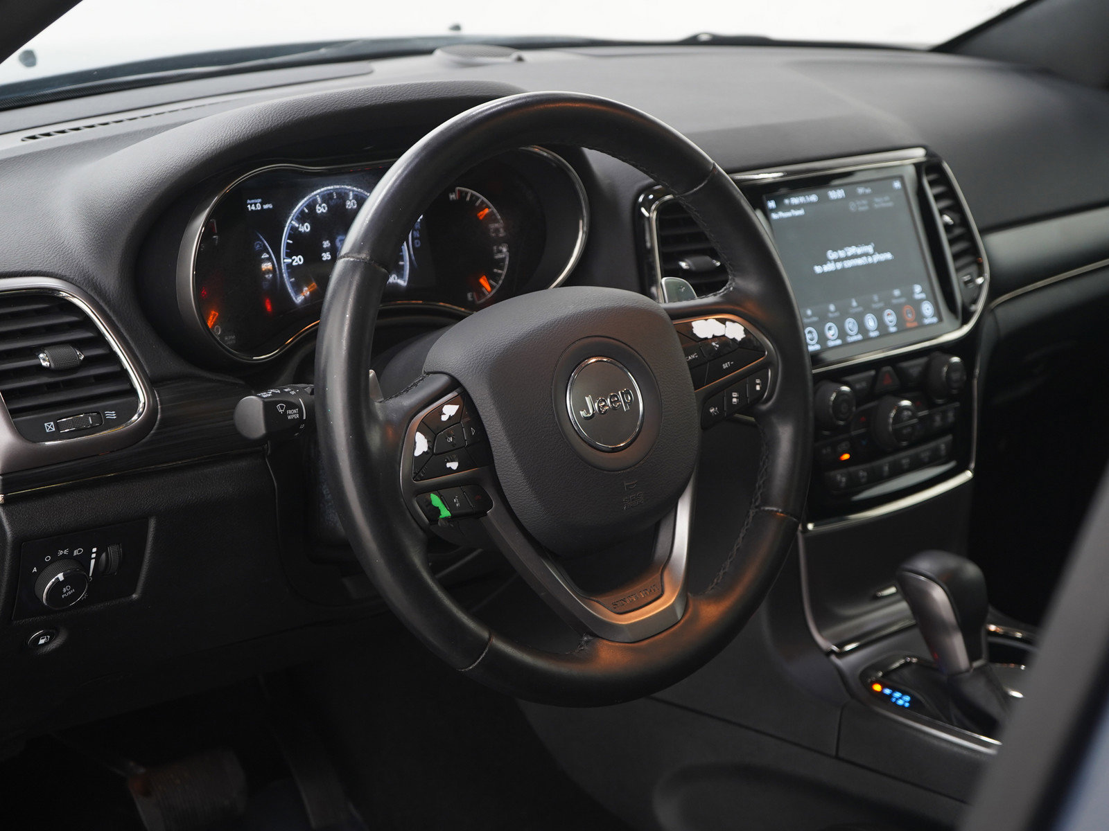 Used 2020 Jeep Grand Cherokee Limited X image 25