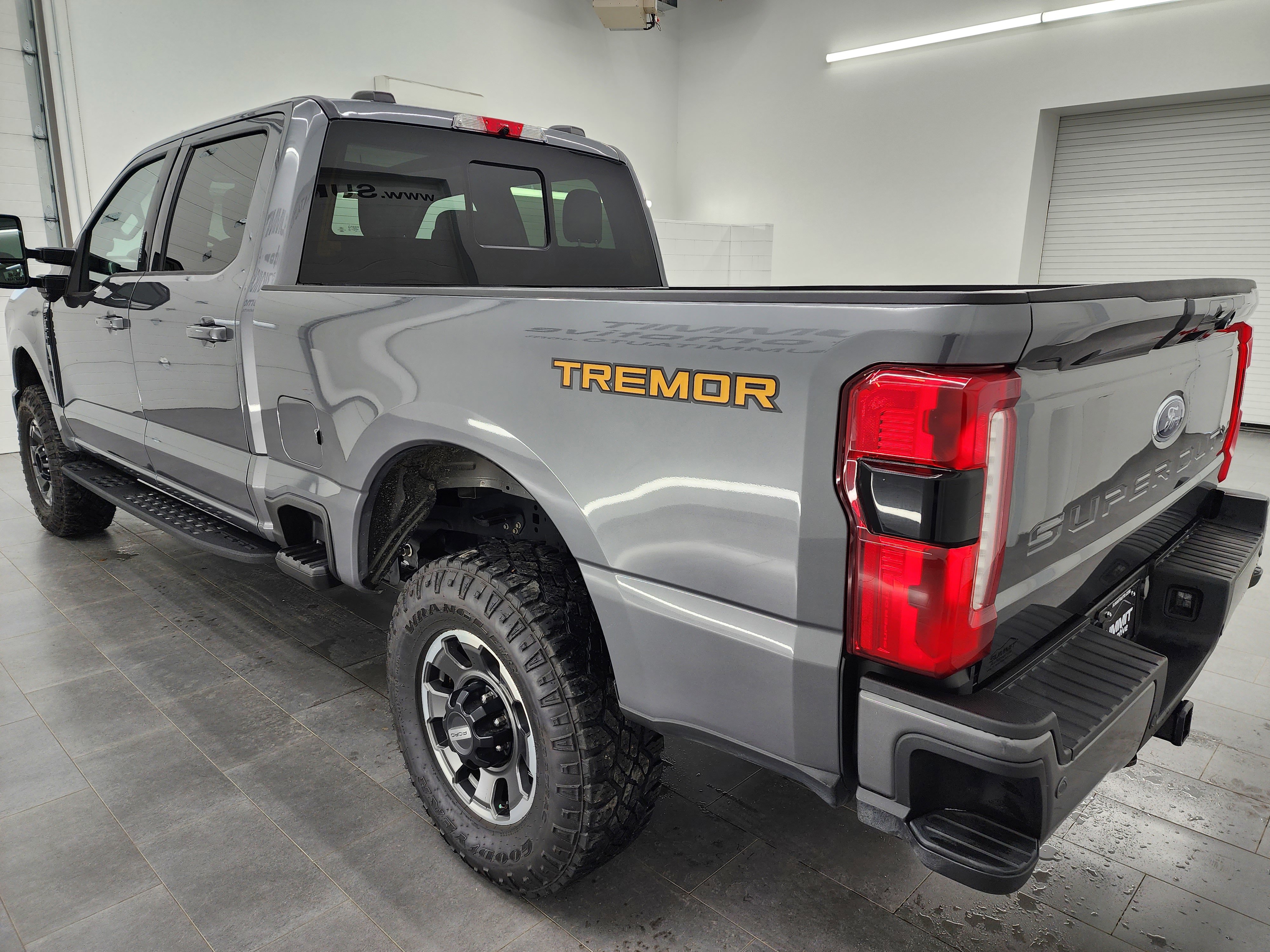 Used 2023 Ford F350 XLT w/ Tremor Off-Road Package image 6