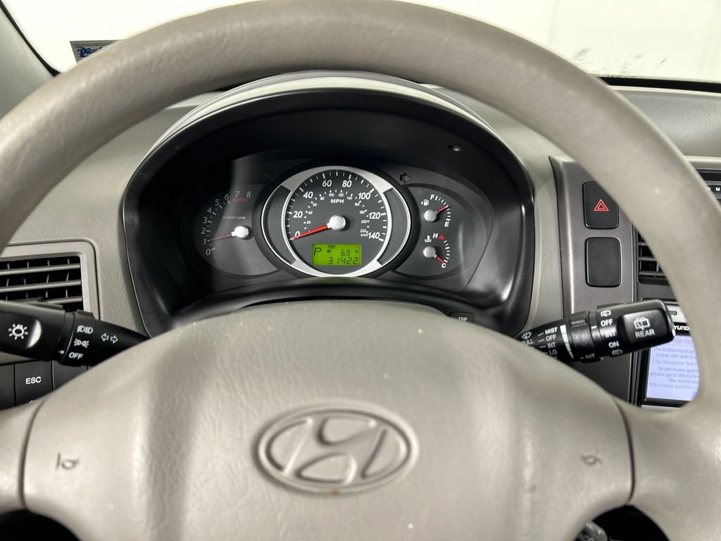 Used 2008 Hyundai Tucson GLS FWD image 12