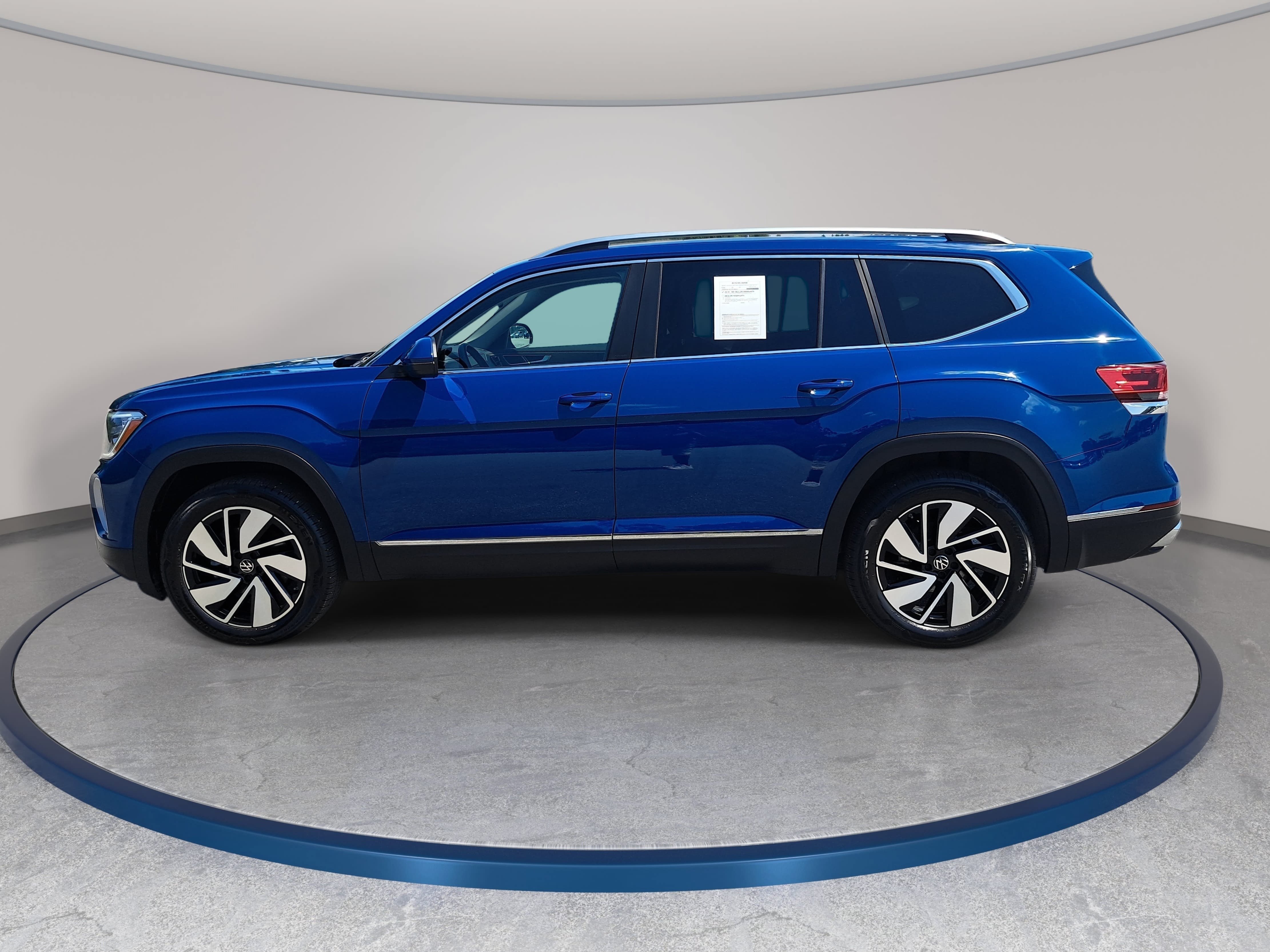 Certified 2026 Volkswagen Atlas SEL AWD/4WD image 8