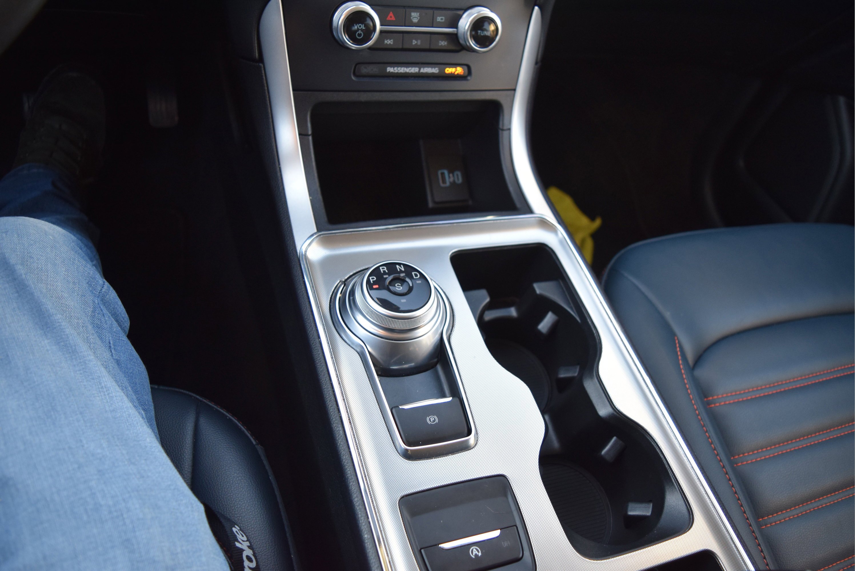 Certified 2022 Ford Edge SEL w/ Sport Appearance Package image 14