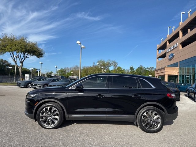 Used 2023 Lincoln Nautilus Reserve w/ Equipment Group 201A image 2