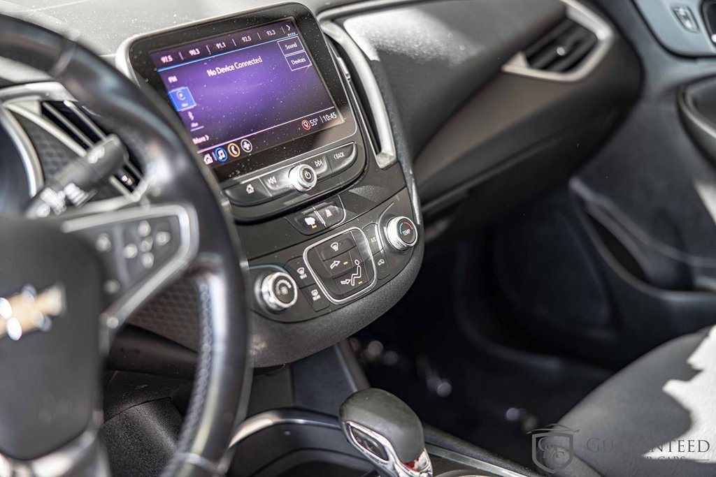Used 2021 Chevrolet Malibu RS FWD image 20