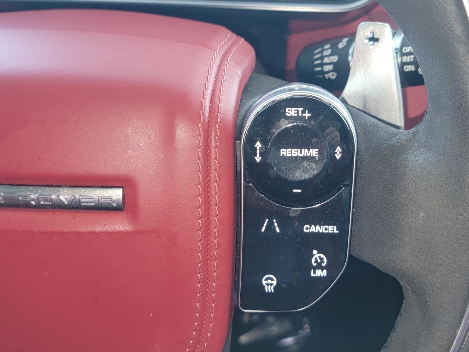 Used 2019 Land Rover Range Rover Sport HST image 16