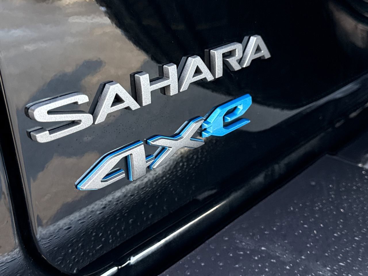 Used 2025 Jeep Wrangler Unlimited Sahara image 10