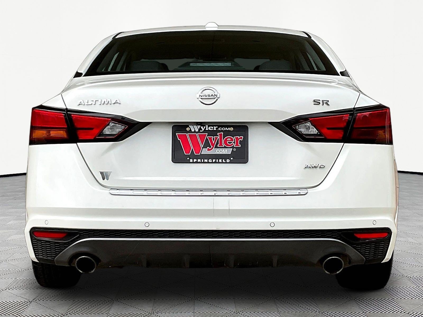 Used 2021 Nissan Altima 2.5 SR w/ SR Premium Package AWD/4WD image 5