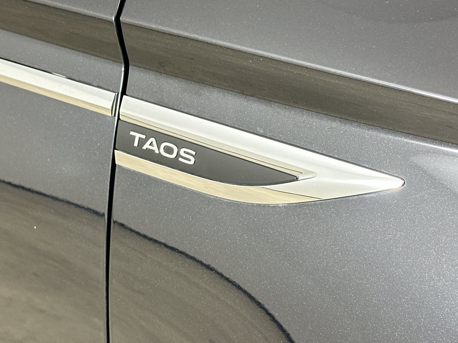 Used 2022 Volkswagen Taos SEL AWD/4WD image 9