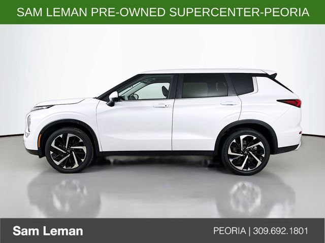Used 2024 Mitsubishi Outlander SE image 4
