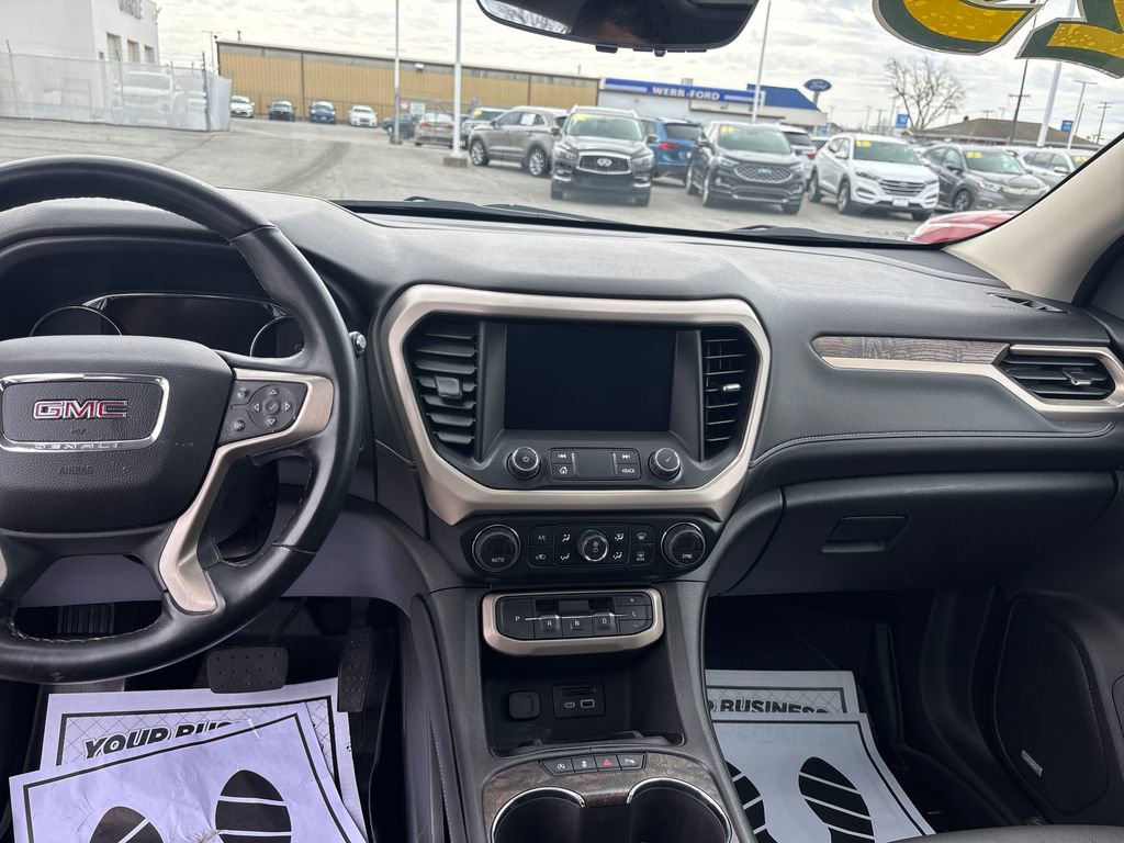Used 2023 GMC Acadia Denali w/ Denali Ultimate Package image 17