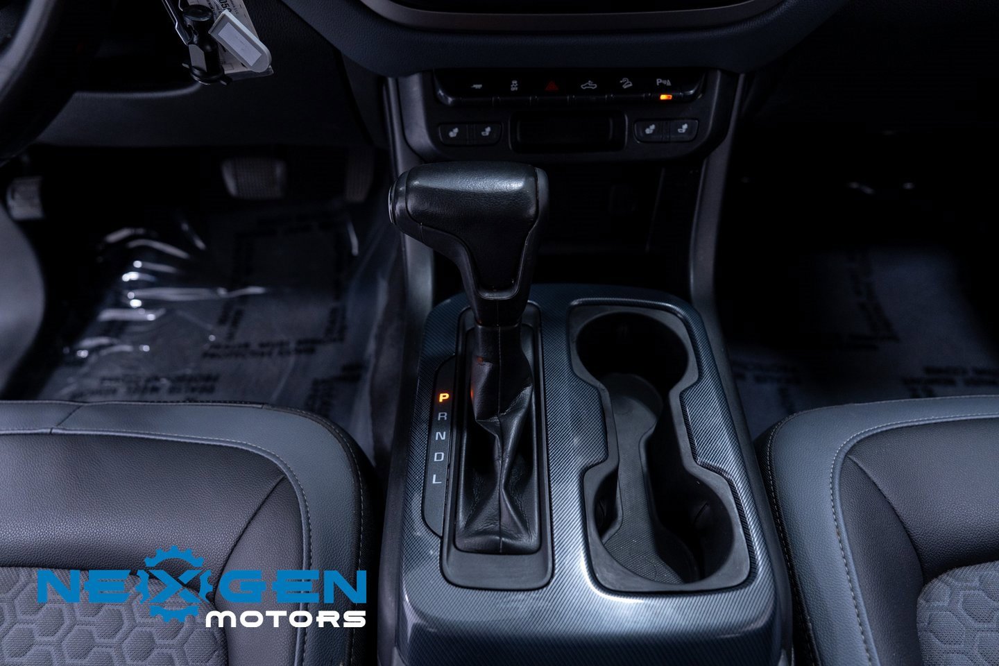 Used 2021 Chevrolet Colorado Z71 image 16