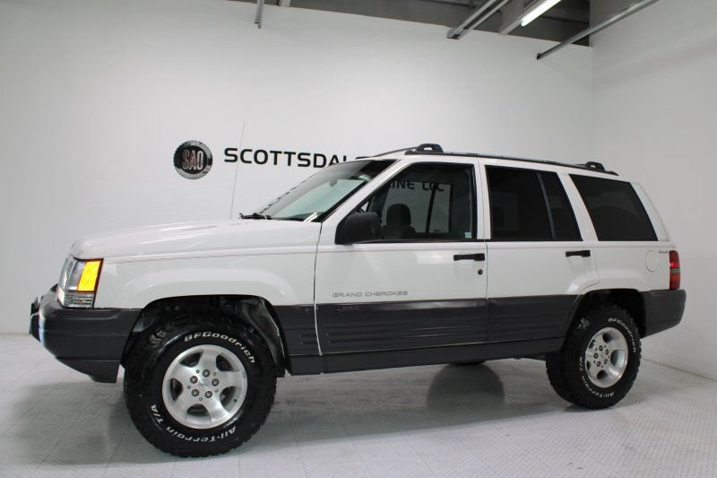 Used 1997 Jeep Grand Cherokee Laredo AWD/4WD image 2