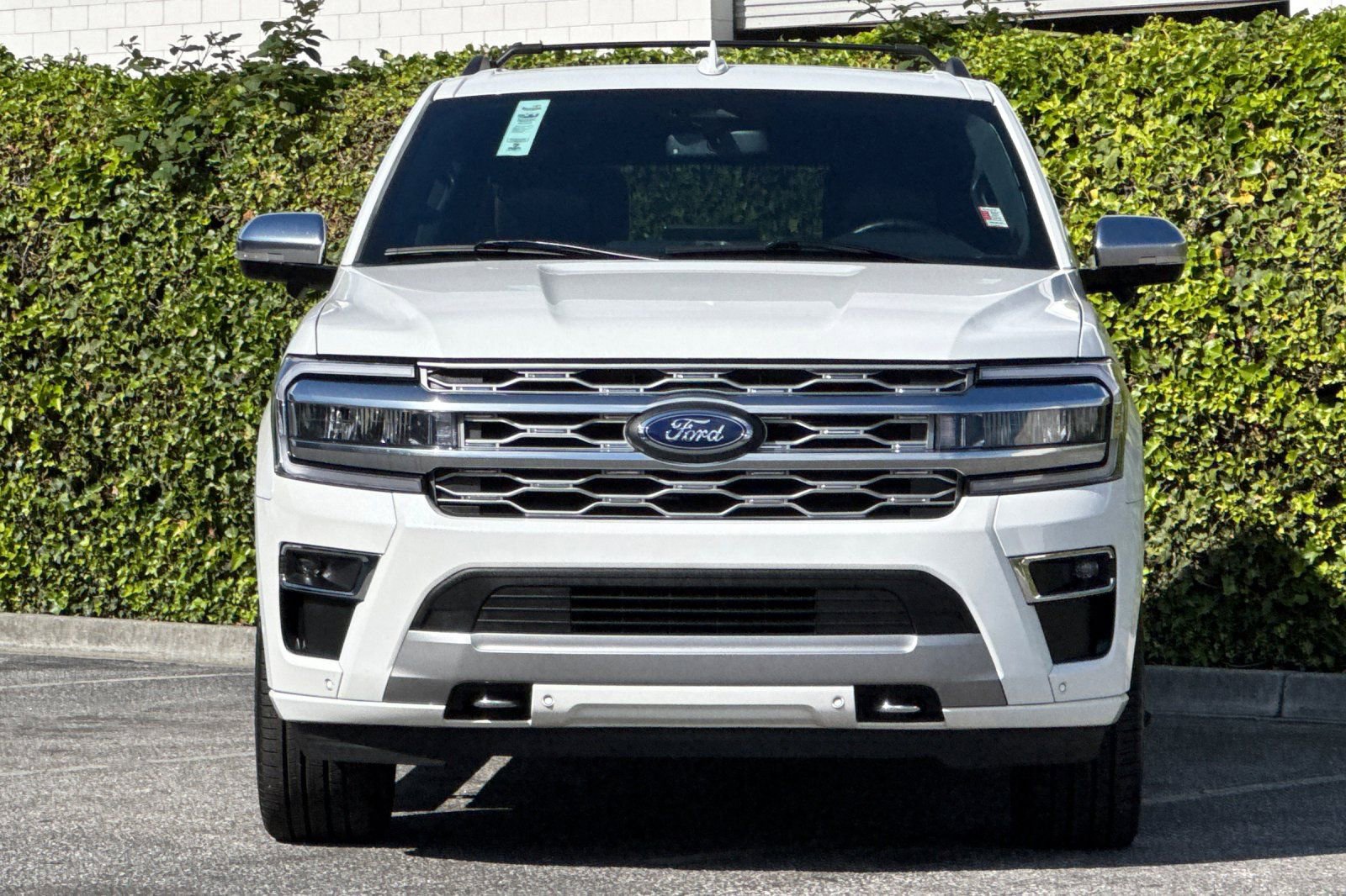 Used 2024 Ford Expedition Max Platinum AWD/4WD image 10