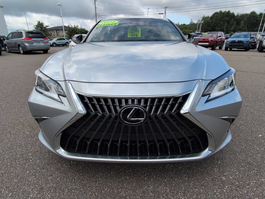 Used 2024 Lexus ES 300h w/ Premium Package FWD image 11