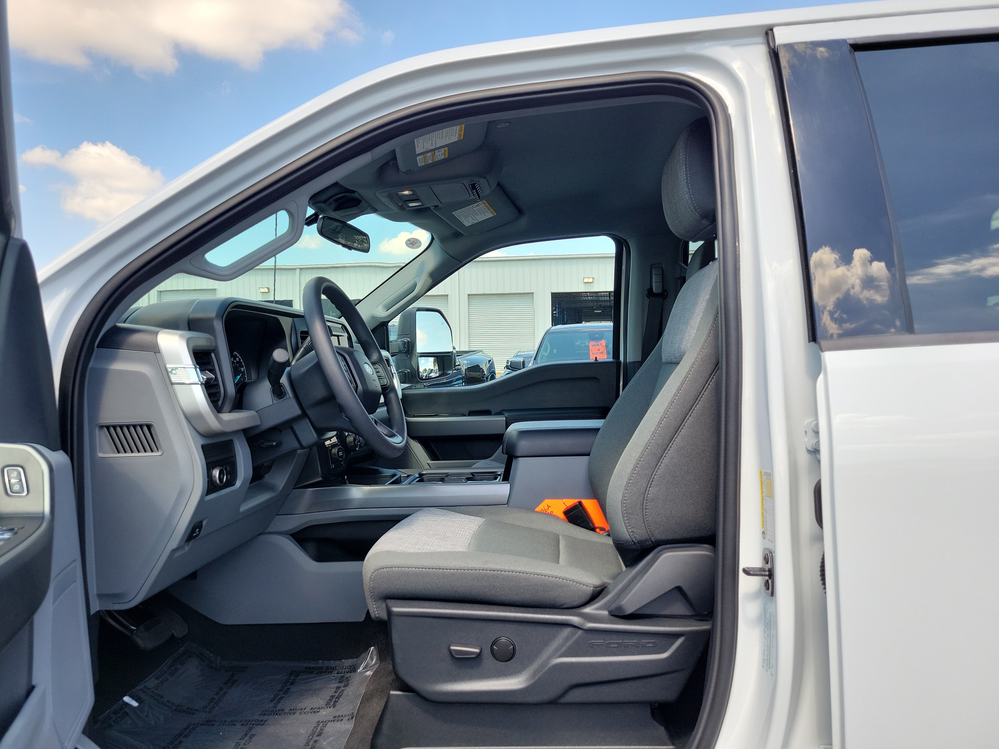 Certified 2026 Ford F350 XLT AWD/4WD image 19