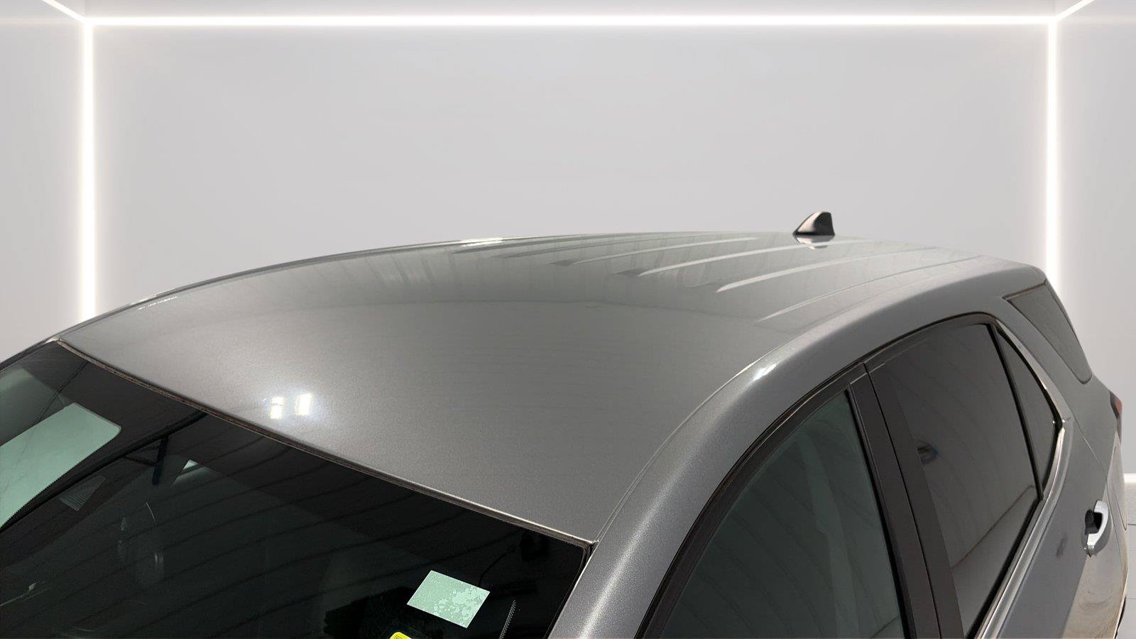 Used 2024 Chevrolet Equinox LT FWD image 24