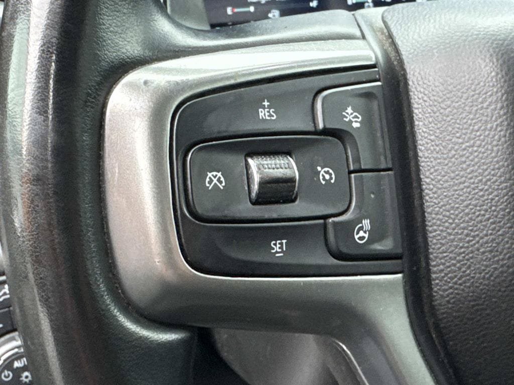 Used 2023 Chevrolet Silverado 1500 RST AWD/4WD image 32