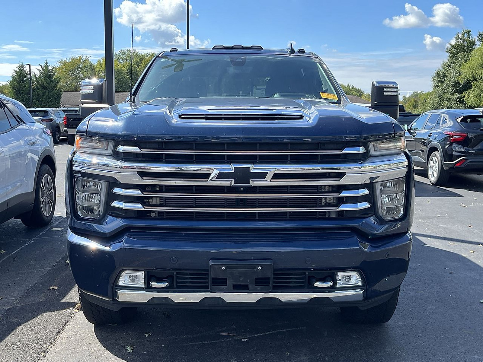 Used 2022 Chevrolet Silverado 2500 High Country w/ Z71 Off-Road Package AWD/4WD image 10