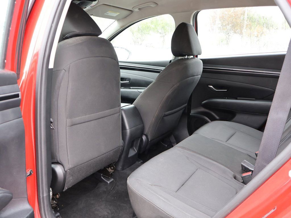 Used 2022 Hyundai Tucson SE image 27