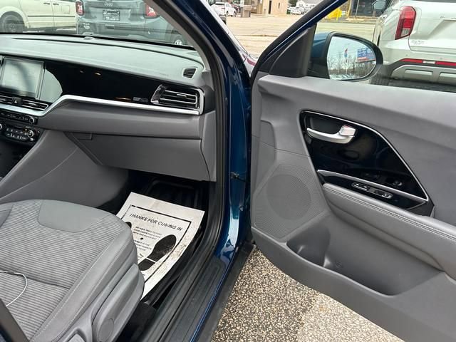Used 2022 Kia Niro LXS w/ Digital Cluster Package image 30