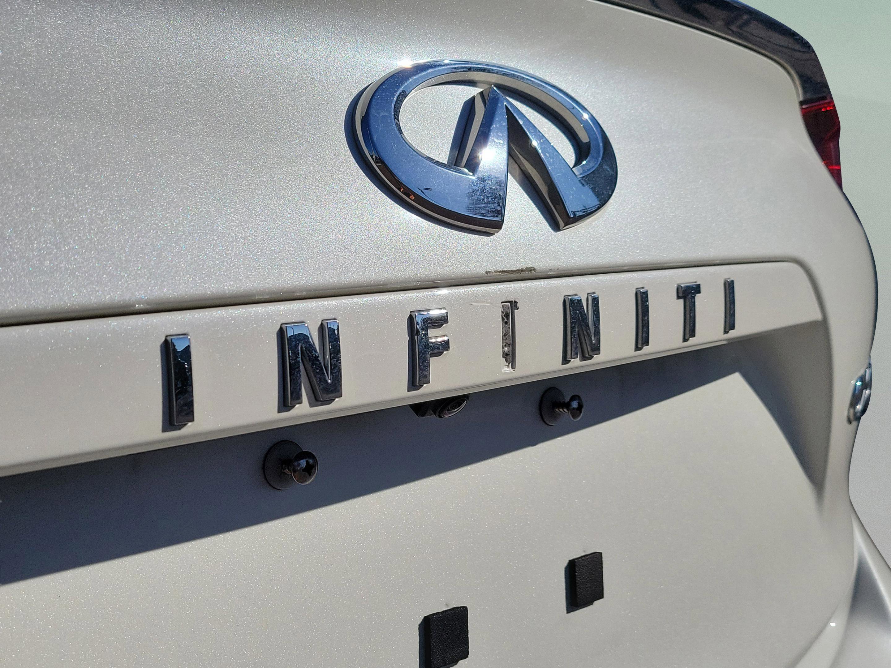 Used 2022 INFINITI QX50 Luxe image 5